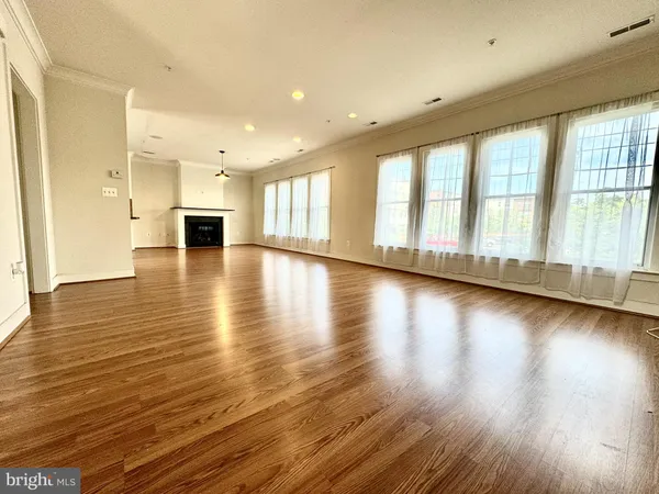 $2,795 | 5610 Baltimore Avenue, Hyattsville, MD 20781