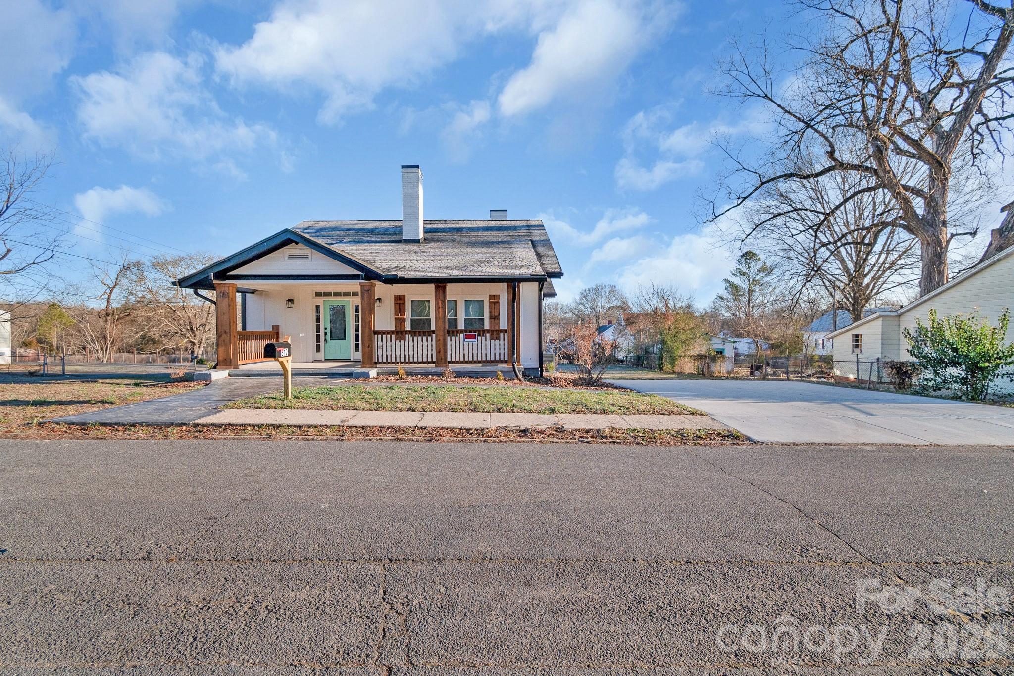 612 West Elliott Street Chester, SC 29706 - Photo 2 of 36
