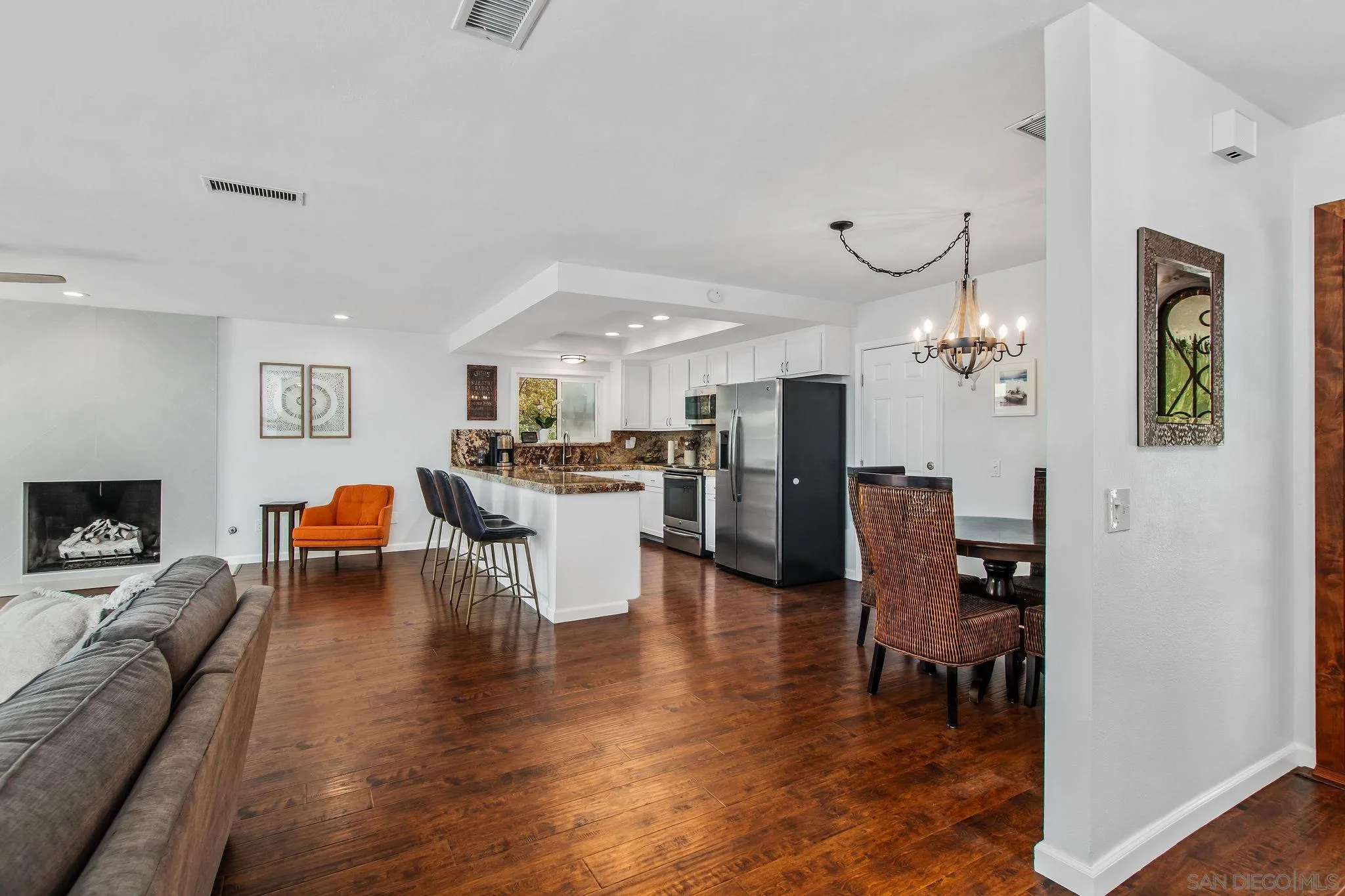 5778 Jeffries Ranch Road Oceanside, CA 92057 - Photo 5 of 33 Gallery Image 5