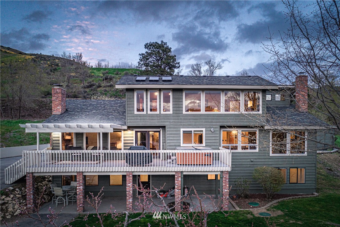 4148 Eels Road Cashmere, WA 98815 - Photo 1 of 34 Gallery Image 1