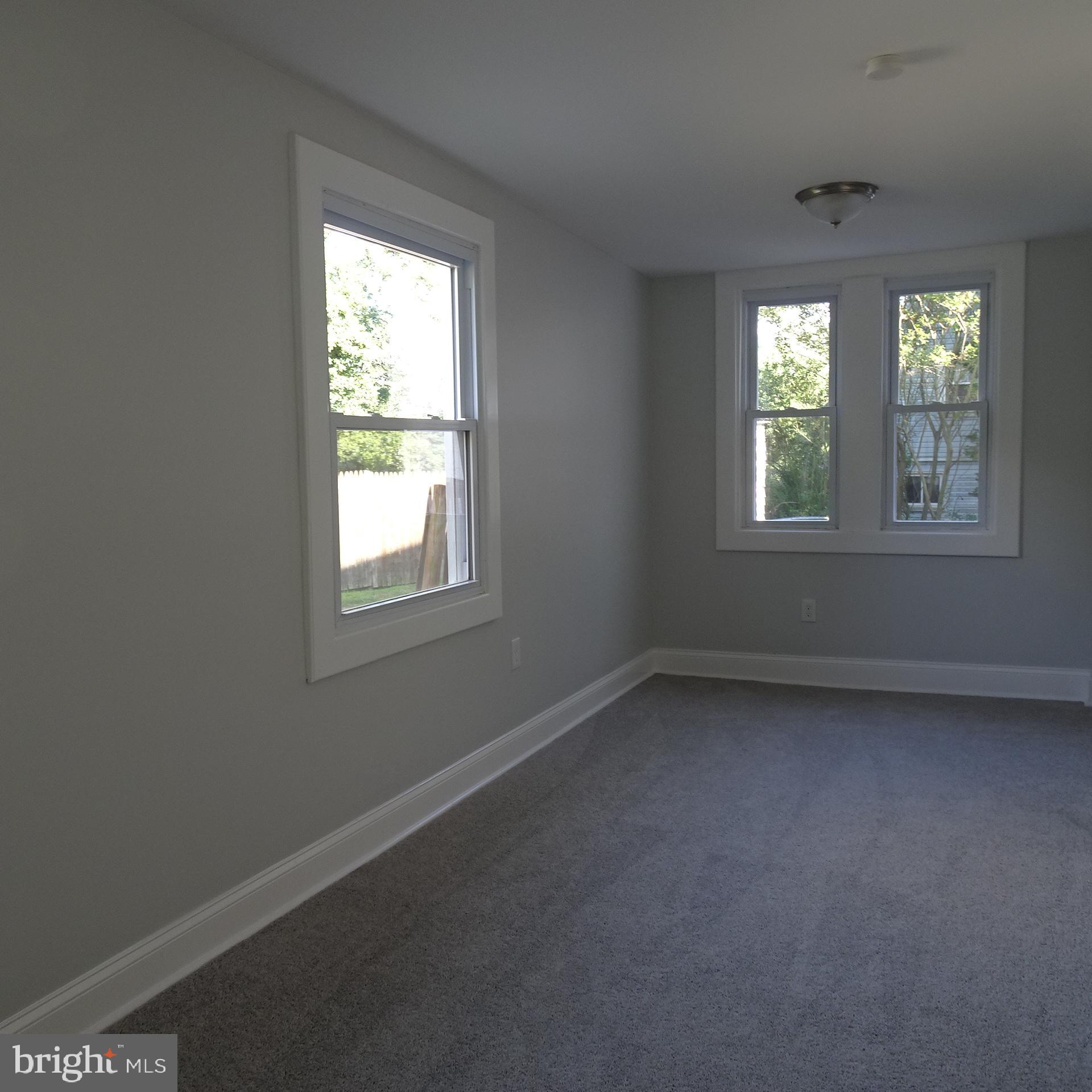 4314 State Road Drexel Hill, PA 19026 - Photo 16 of 28 Family Room