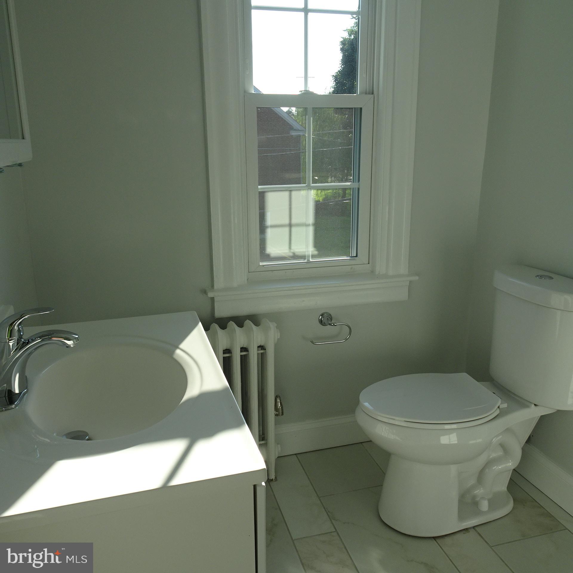 4314 State Road Drexel Hill, PA 19026 - Photo 20 of 28 Hall Bathroom