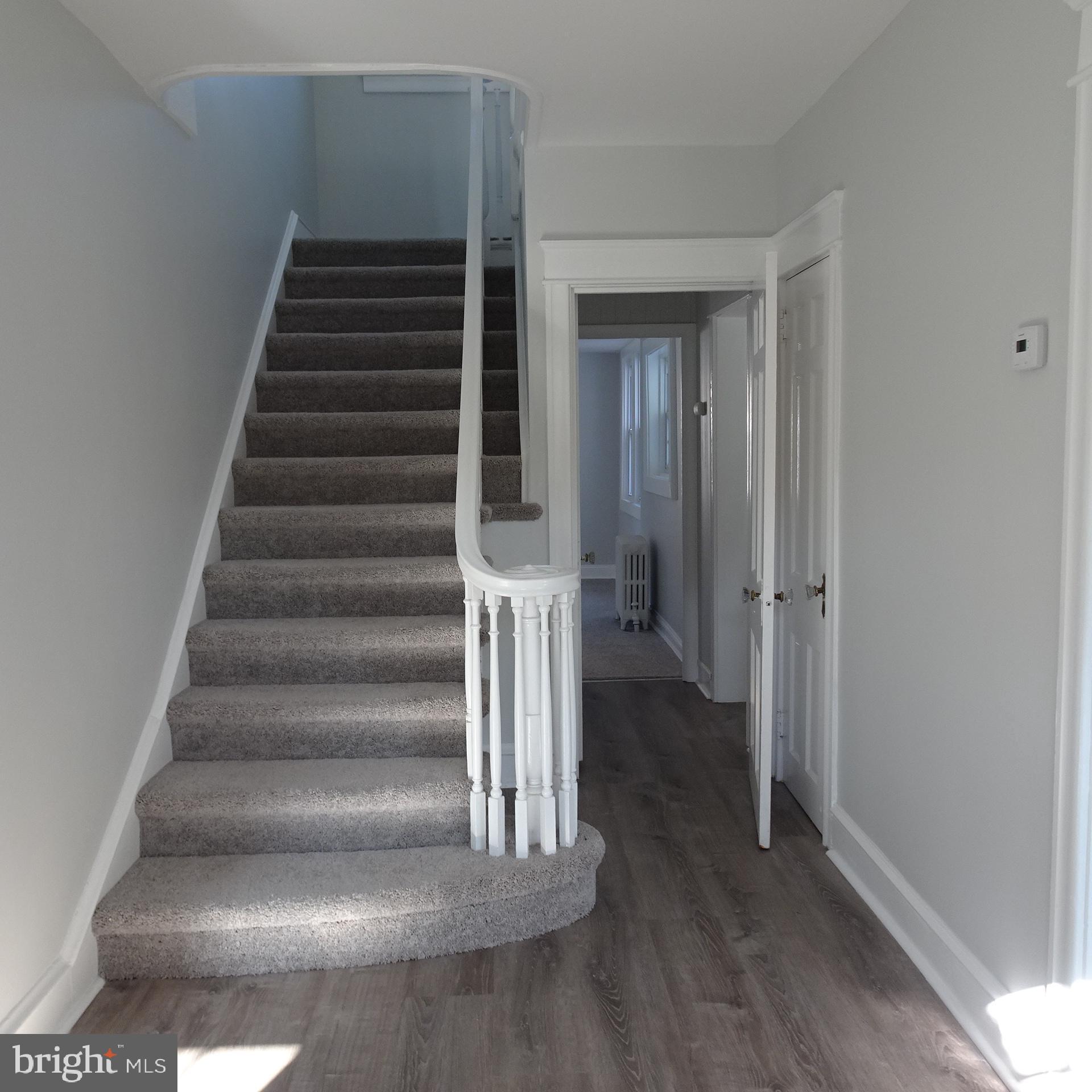 4314 State Road Drexel Hill, PA 19026 - Photo 6 of 28 Front Foyer