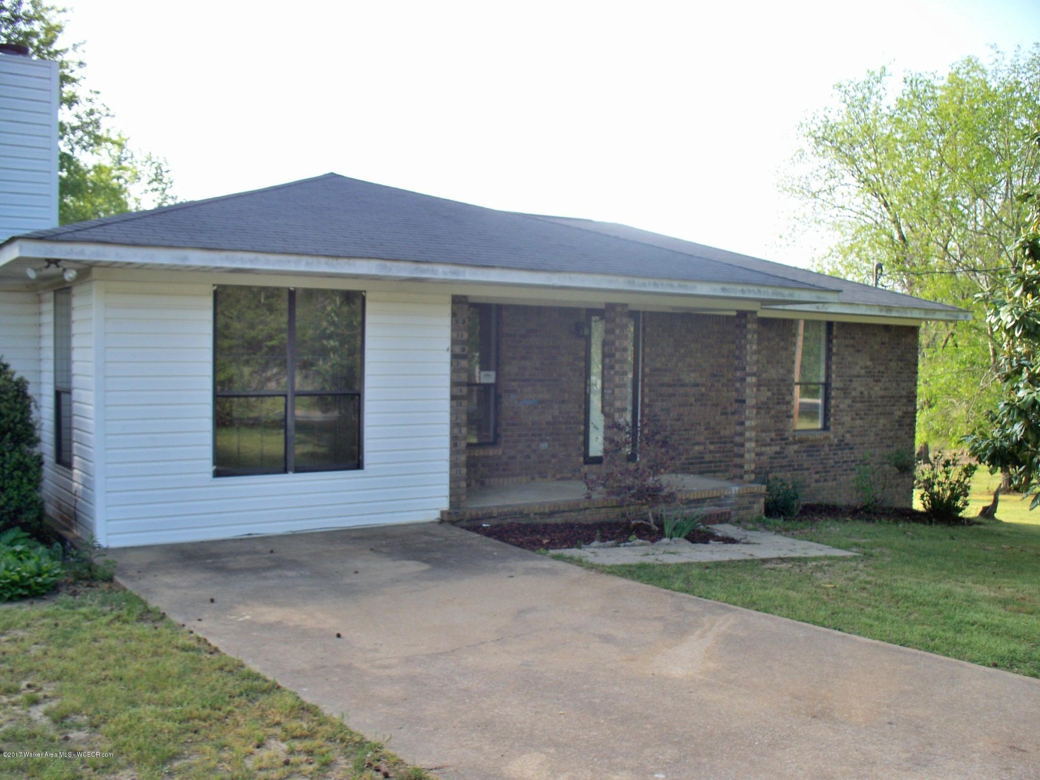 514 Lamon Chapel Loop Jasper, AL 35503 - Photo 1 of 12 Gallery Image 1
