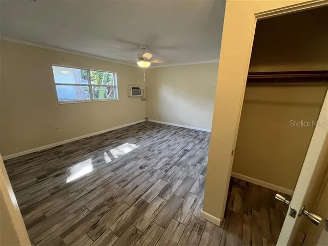 $1,999 | 1935 Edgewater Drive, Sarasota, FL 34234