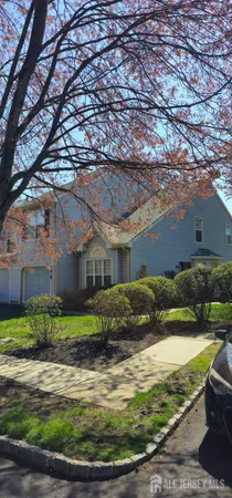 $3,800 | 418 Dorchester Way, Manalapan, NJ 07726