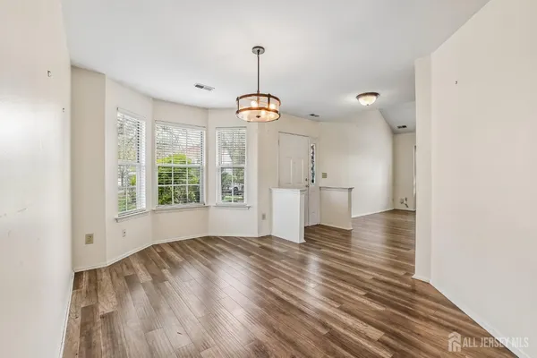 $3,600 | 418 Dorchester Way, Manalapan, NJ 07726