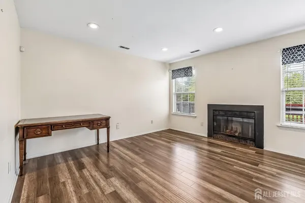 $3,600 | 418 Dorchester Way, Manalapan, NJ 07726