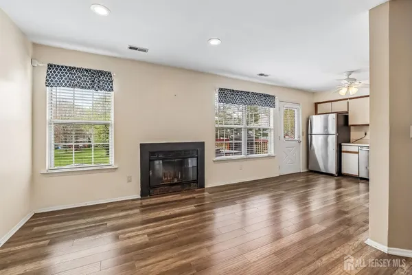 $3,600 | 418 Dorchester Way, Manalapan, NJ 07726