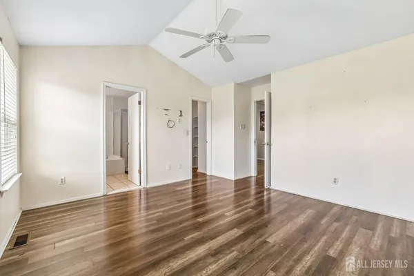 $3,600 | 418 Dorchester Way, Manalapan, NJ 07726