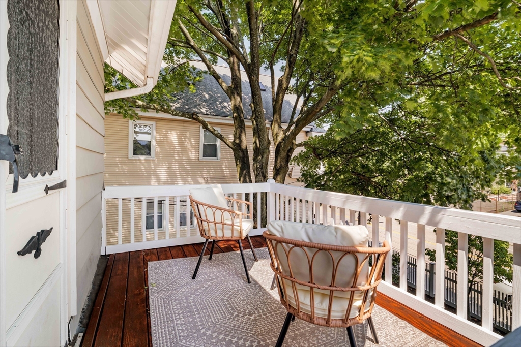 33 Howard Street, Unit 2 Watertown, MA 02472 - Photo 7 of 41