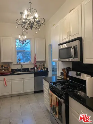 $2,950 | 1612 West 11th Place, Los Angeles, CA 90015