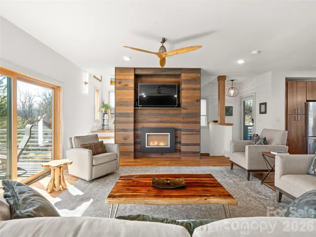 $849,000 | 14 Sulphur Springs Road, Asheville, NC 28806