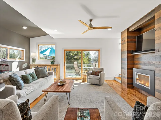 $849,000 | 14 Sulphur Springs Road, Asheville, NC 28806