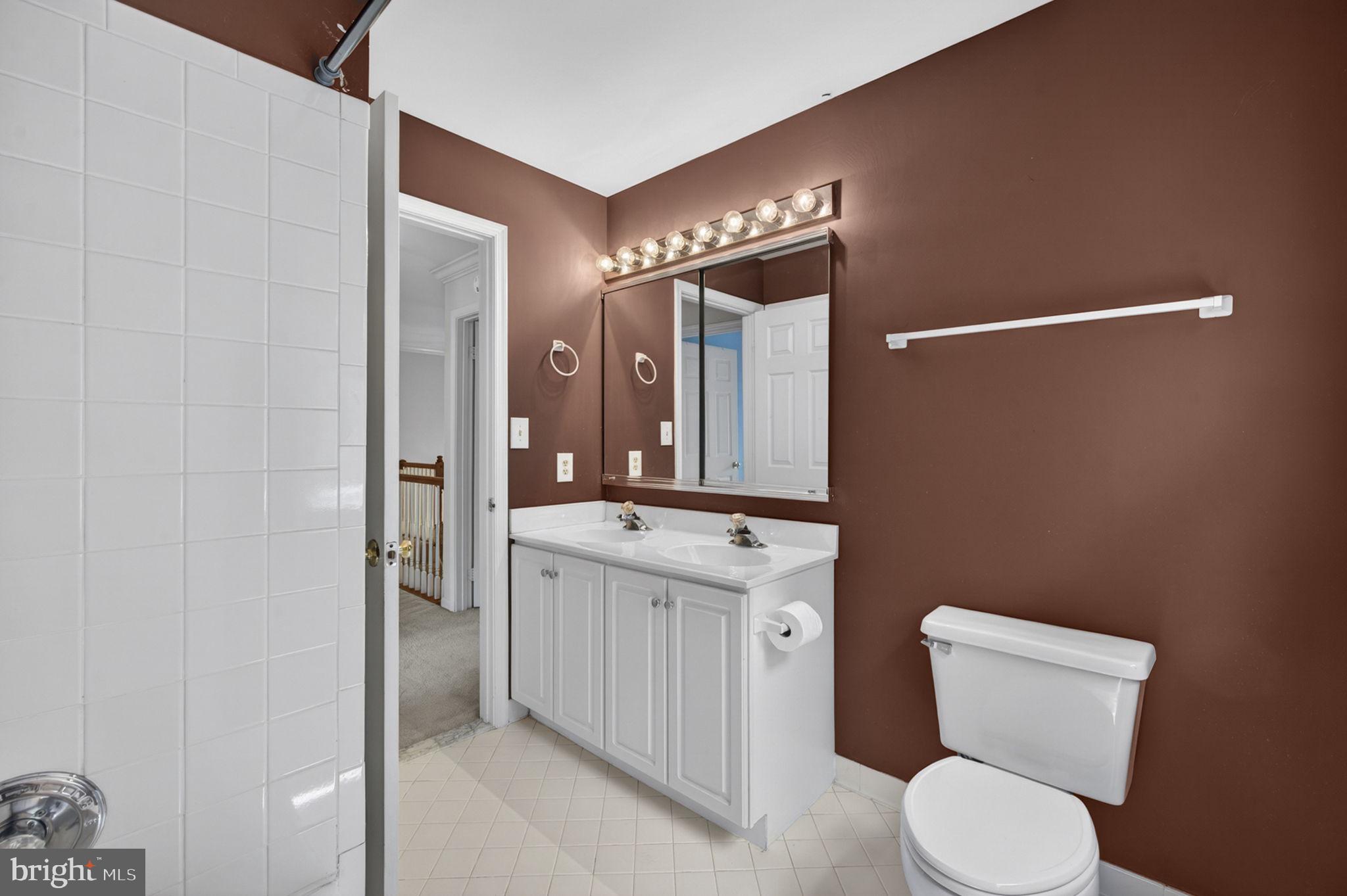 8200 Dry Ridge Road Montgomery Village, MD 20886 - Photo 52 of 85 Full Bathroom in Main Level