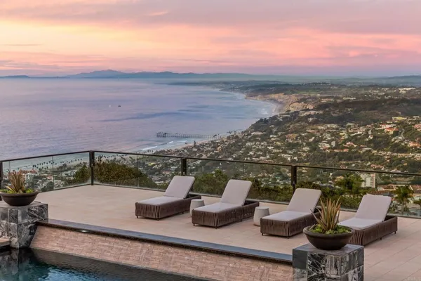 $12,950,000 | 2082 Via Casa Alta, La Jolla, CA 92037