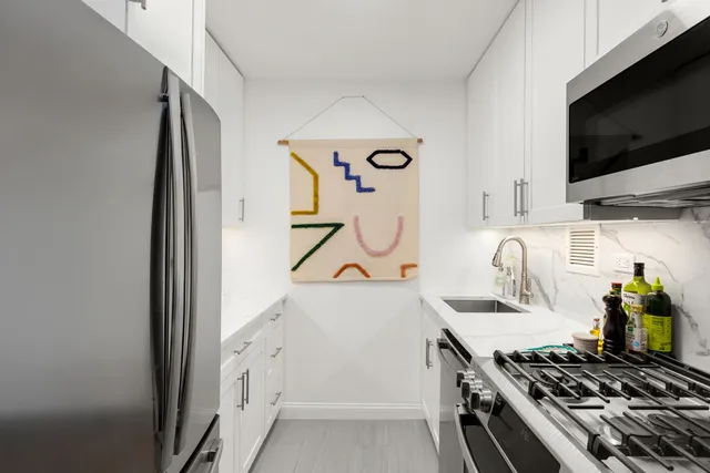 $6,000 | 45 West 67th Street, Unit 12J | Upper West Side