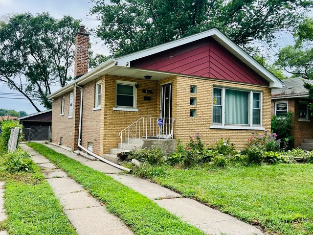 $169,900 | 811 Sibley Boulevard, Calumet City, IL 60409