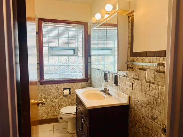 $169,900 | 811 Sibley Boulevard, Calumet City, IL 60409