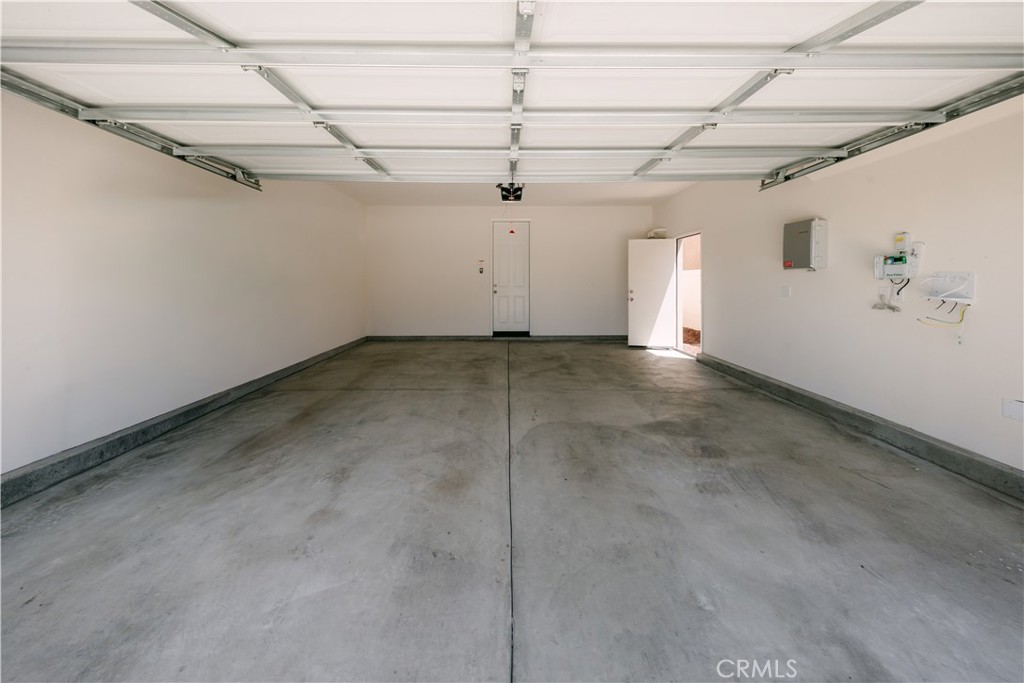 560 East Vodden Street Rialto, CA 92376 - Photo 38 of 59