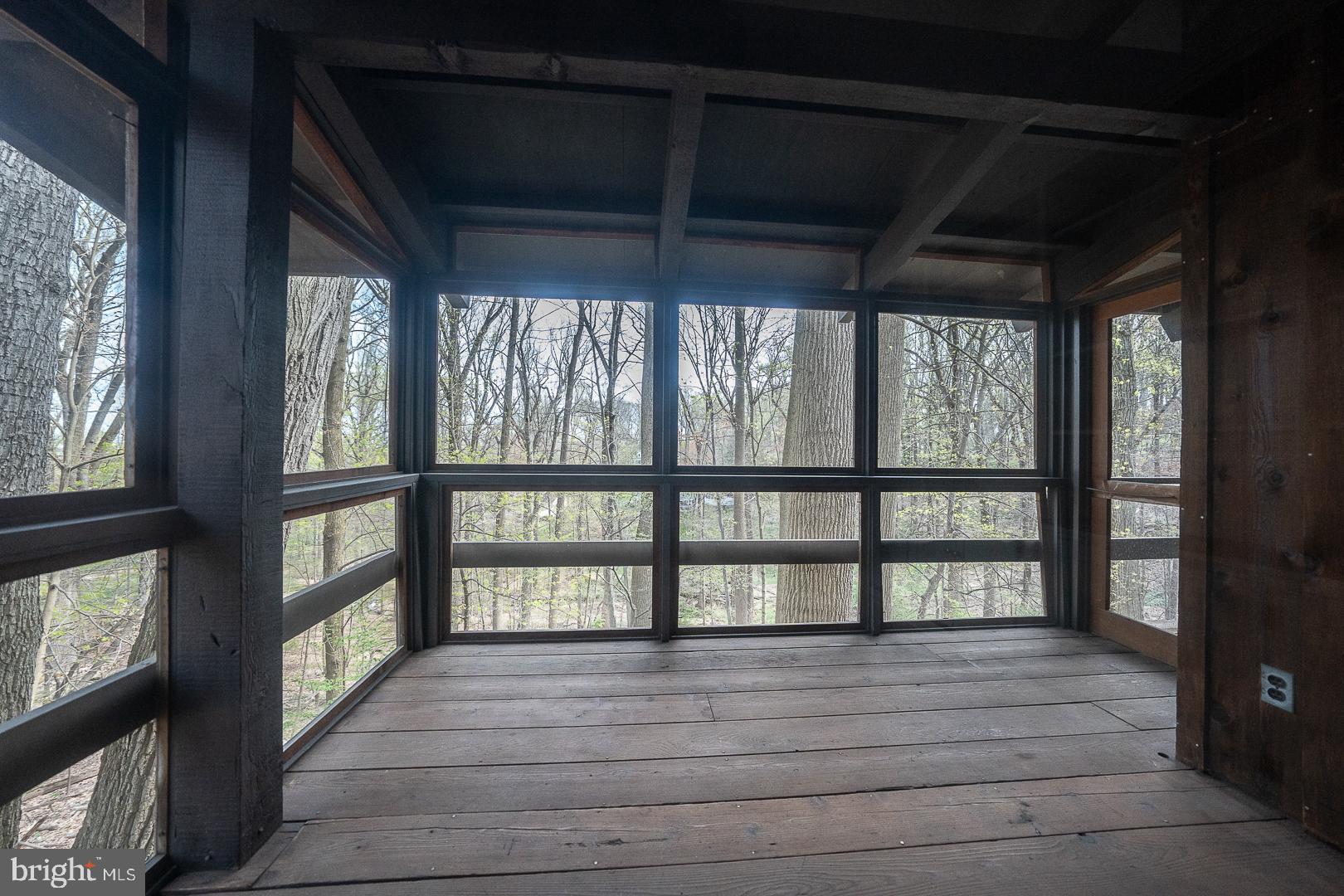 759 Hedges Lane Wayne, PA 19087 - Photo 26 of 60 Screened in porch