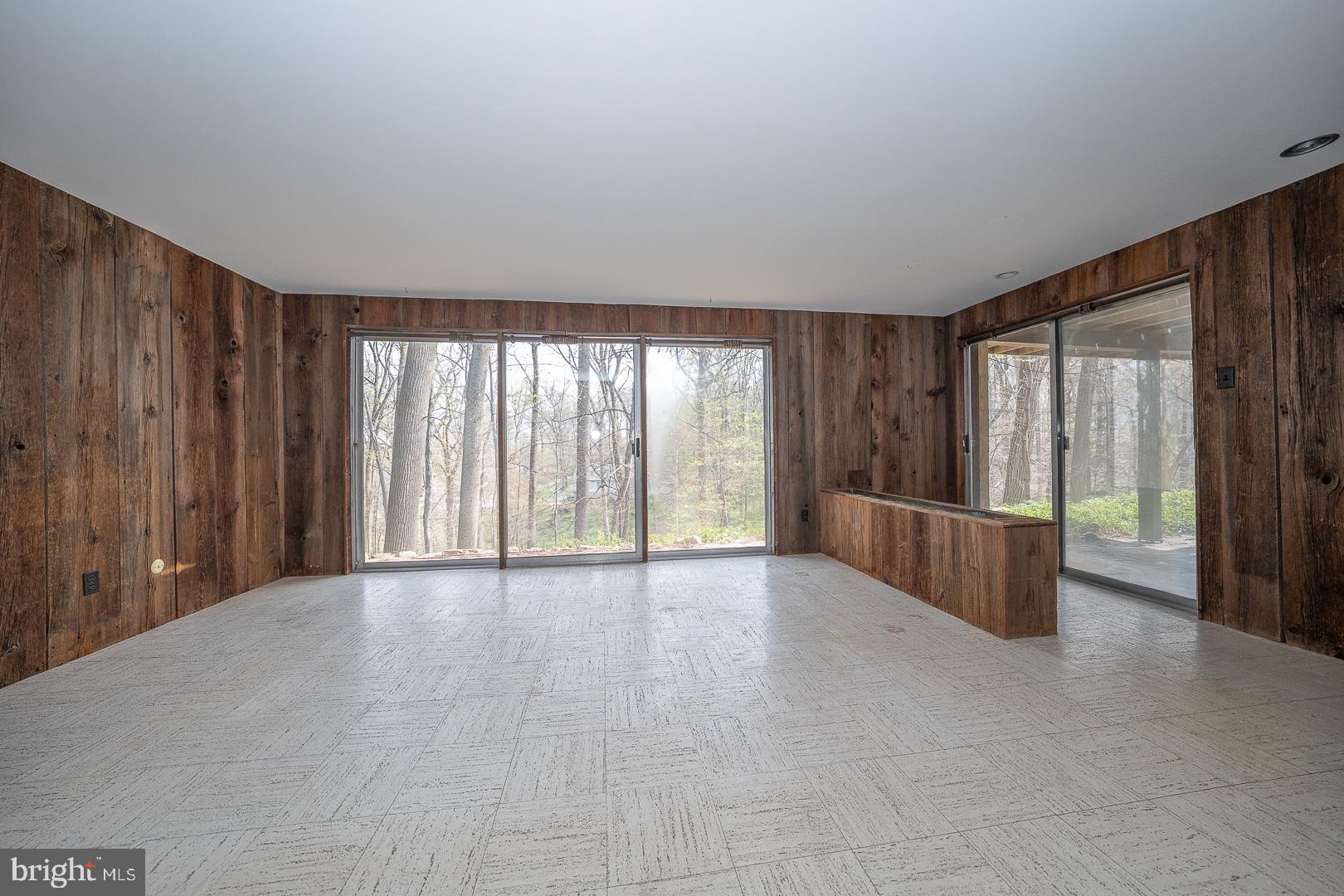 759 Hedges Lane Wayne, PA 19087 - Photo 31 of 60 Family room