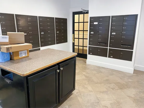 $2,400 | 62 Queensberry Street, Unit 407, Boston, MA 02215