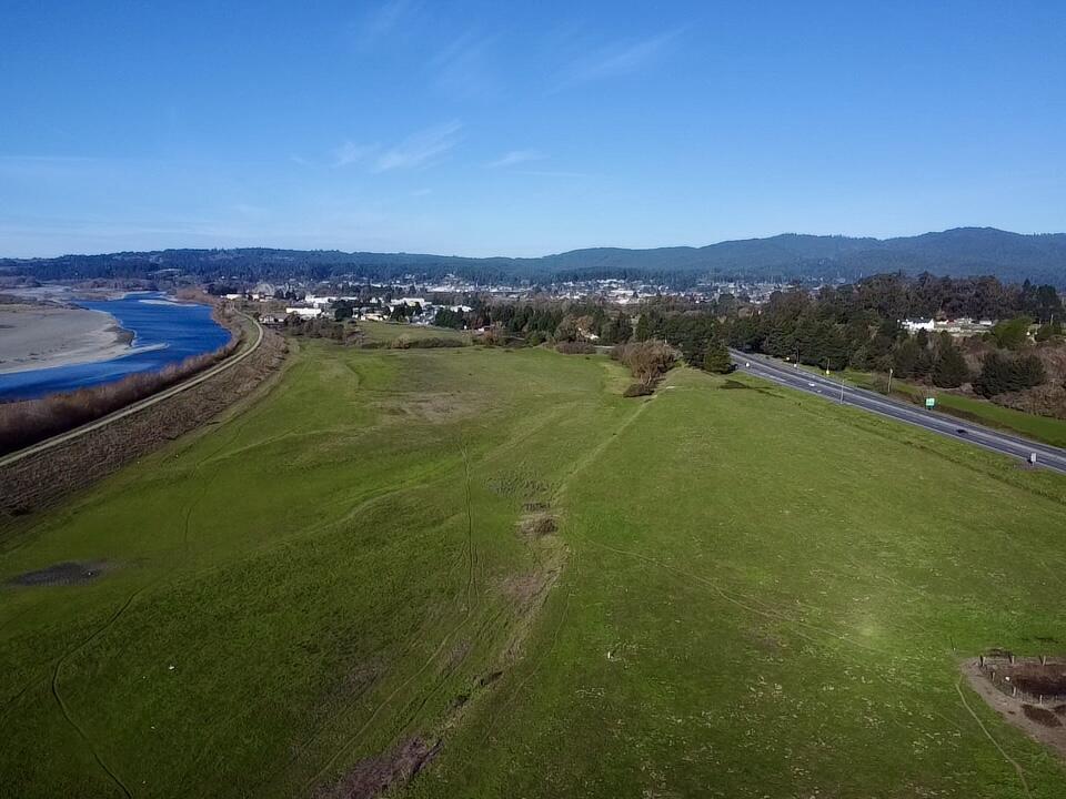 1601 Drake Hill Road Fortuna, CA 95540 - Photo 11 of 34