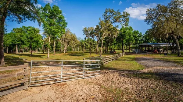 $2,000,000 | Fishermans Road, Paisley, FL 32767