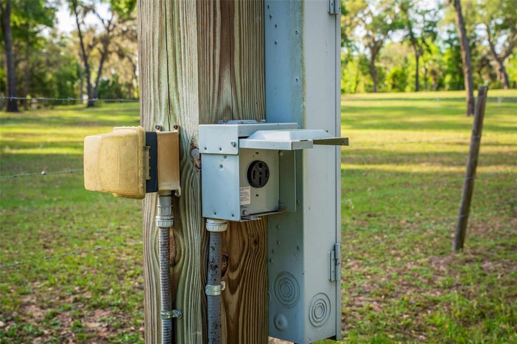 Fishermans Road Paisley, FL 32767 - Photo 55 of 77 a bathroom with a toilet sink and garden view