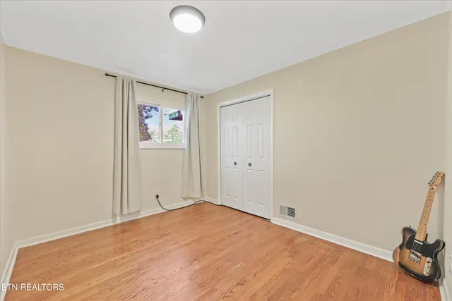 $499,000 | 565 Hillcrest Circle, Etowah, TN 37331