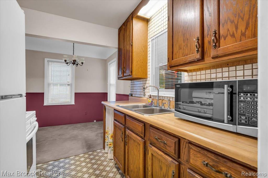 280 East Tienken Road Rochester Hills, MI 48306 - Photo 10 of 28