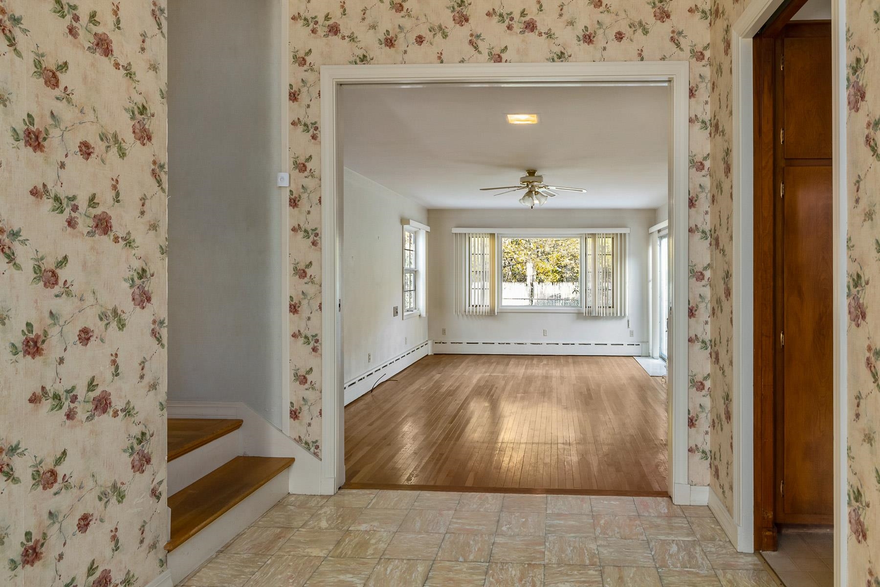 21 Mill Road Hampton, NH 03842 - Photo 13 of 36