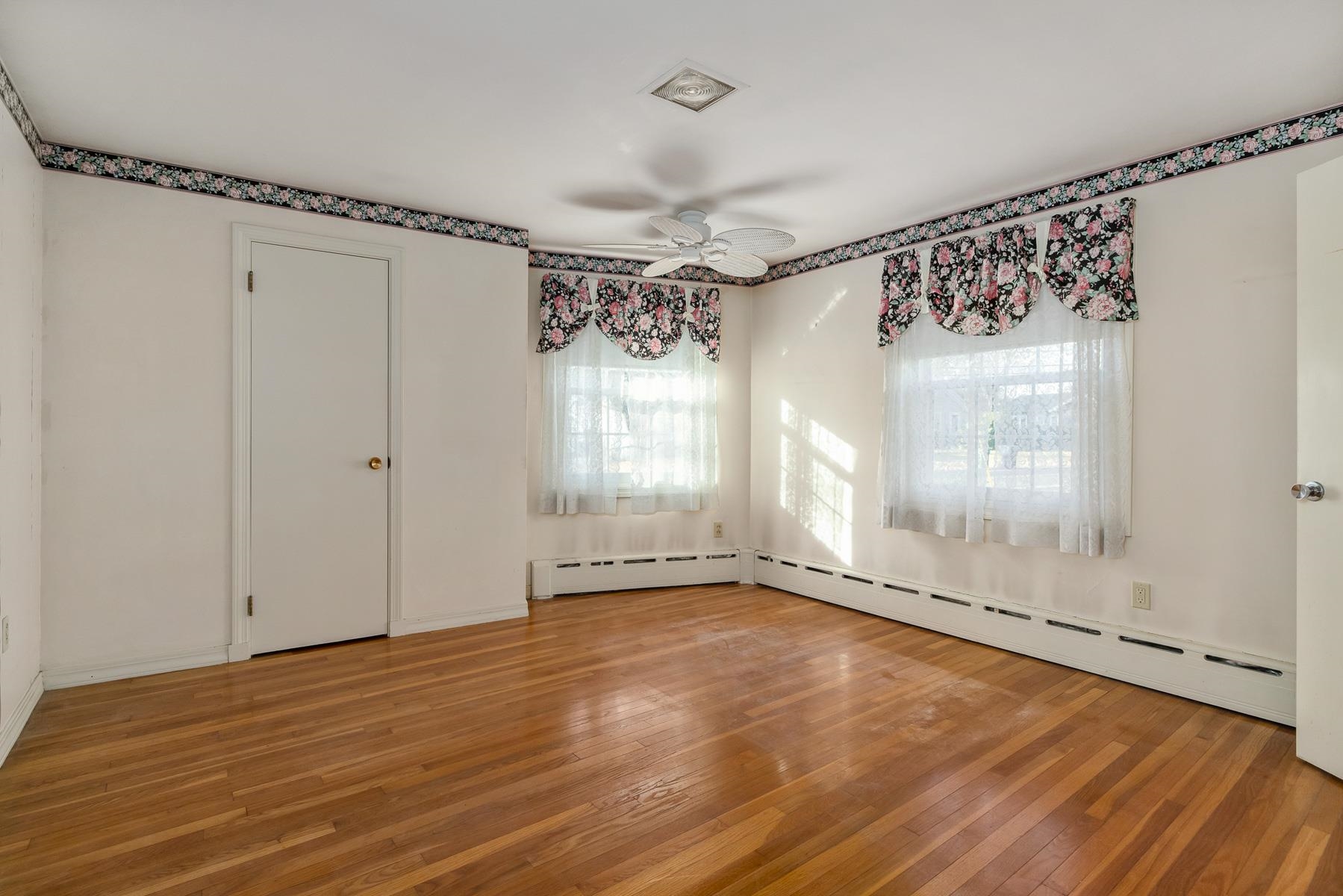 21 Mill Road Hampton, NH 03842 - Photo 23 of 36