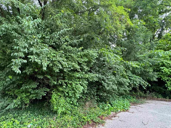 $129,900 | 109 South Westplex Avenue, Bloomington, IN 47404