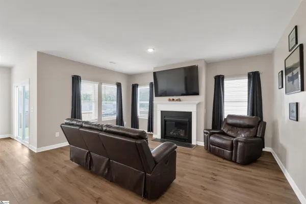 $327,500 | 138 Layken Drive, Fountain Inn, SC 29644