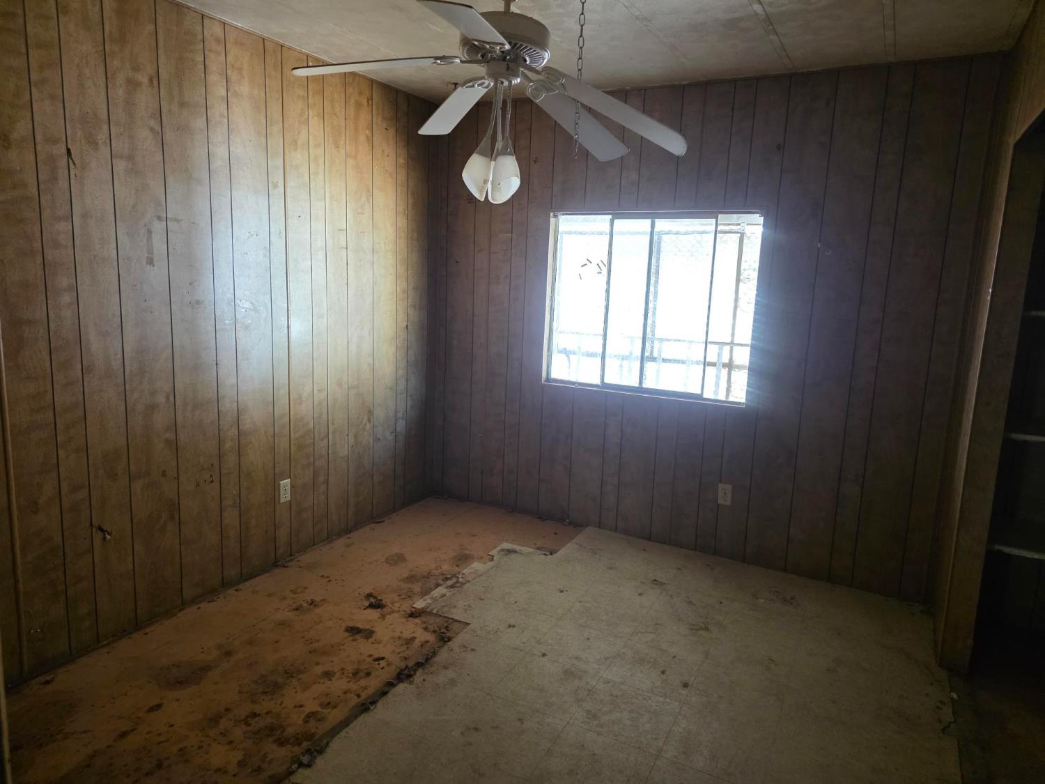 4837 Faith Home Road, Unit 48 Ceres, CA 95307 - Photo 4 of 13 Gallery Image 4