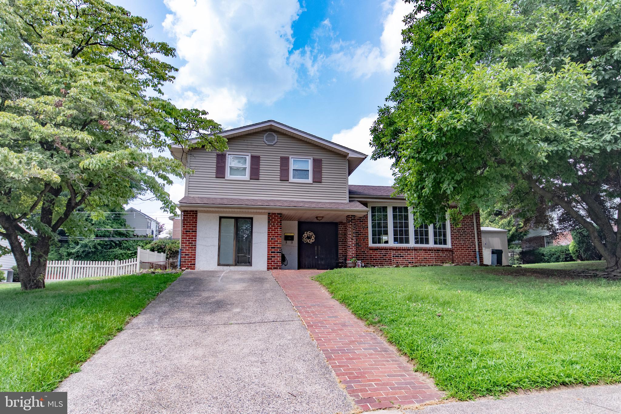 9276 Darlington Road Philadelphia, PA 19115 - Photo 1 of 29