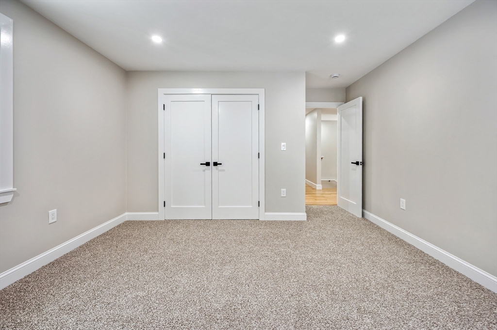 37 Dane Avenue Worcester, MA 01607 - Photo 21 of 42