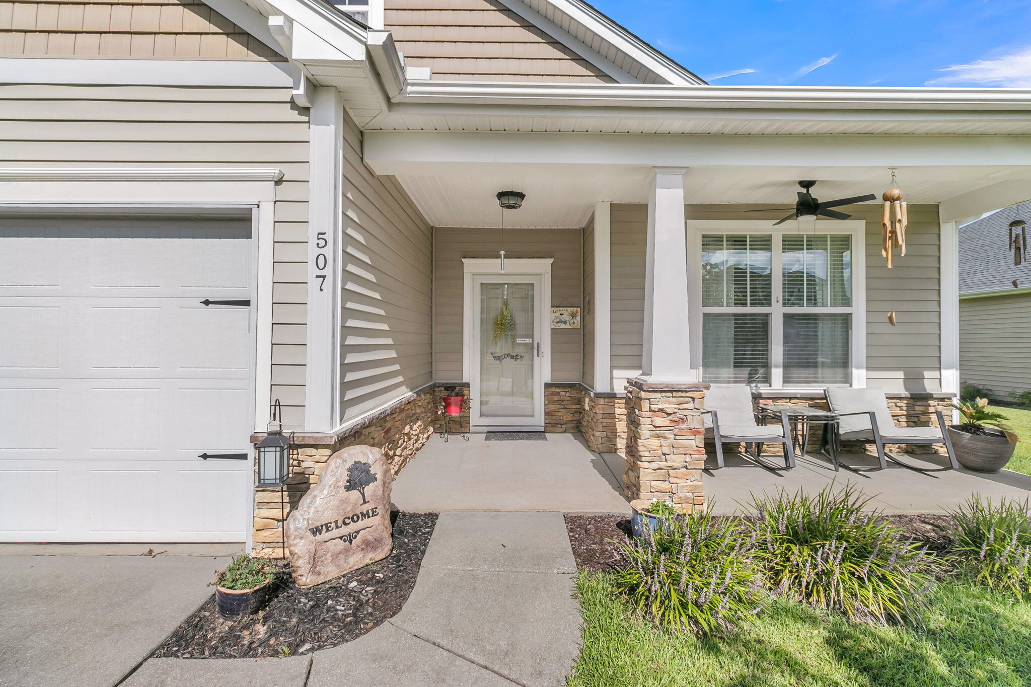 507 Magwood Road Summerville, SC 29486 - Photo 1 of 39 Primary
