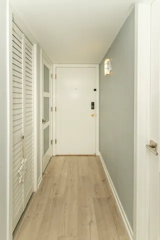 $365,000 | 8540 West Foster Avenue, Unit 605, Norridge, IL 60706