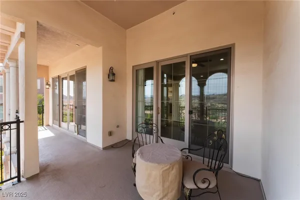 $525,000 | 24 Via Vasari, Unit 204, Henderson, NV 89011