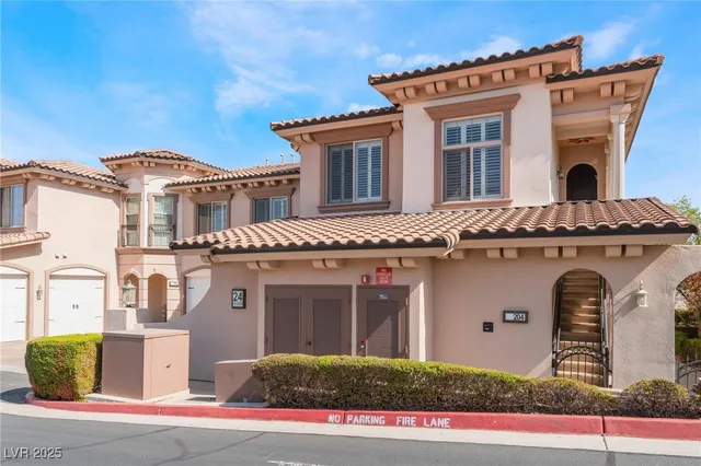 $525,000 | 24 Via Vasari, Unit 204, Henderson, NV 89011
