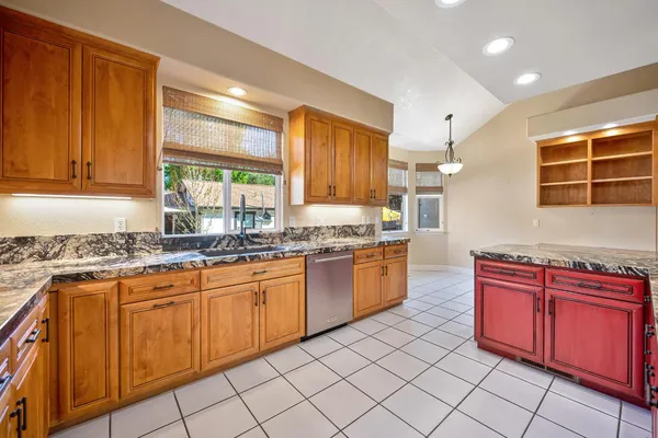 $830,000 | 8626 Pershing Avenue, Fair Oaks, CA 95628