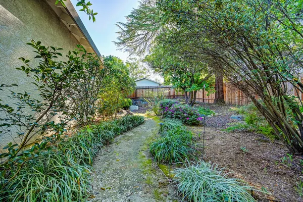 $830,000 | 8626 Pershing Avenue, Fair Oaks, CA 95628