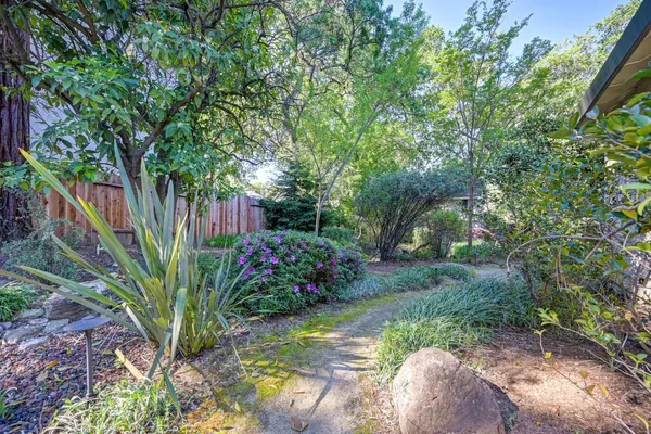 $830,000 | 8626 Pershing Avenue, Fair Oaks, CA 95628