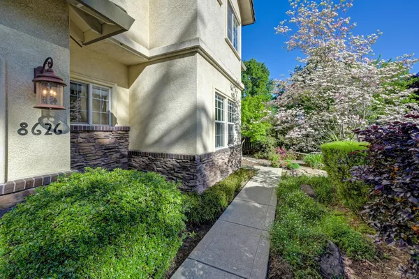 $830,000 | 8626 Pershing Avenue, Fair Oaks, CA 95628