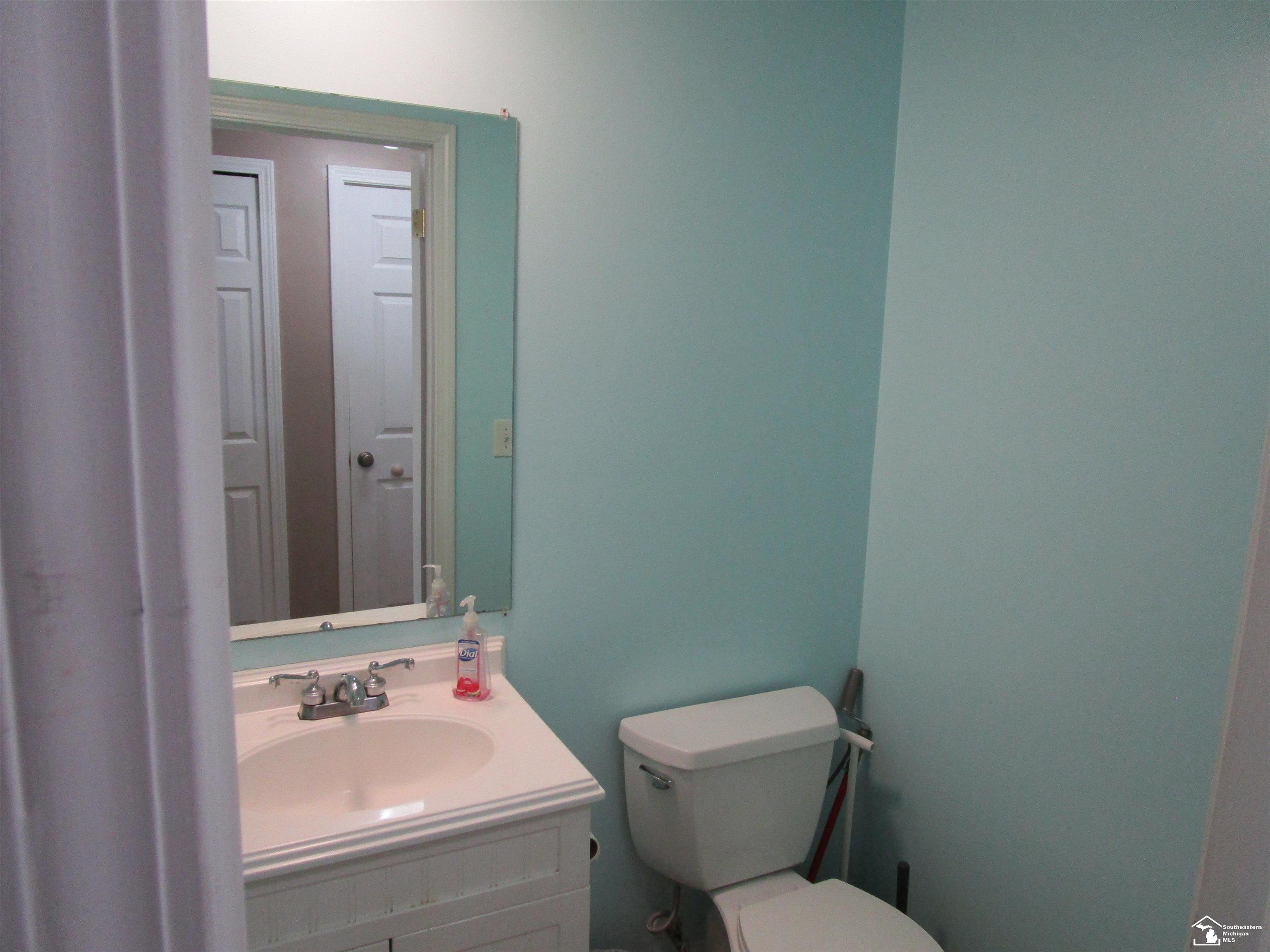 42482 Saratoga Road Canton, MI 48187 - Photo 12 of 30 Lavatory-Main Floor