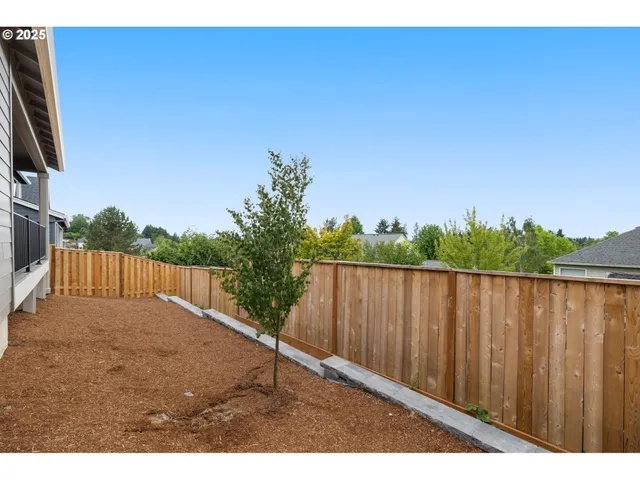 $669,950 | 18975 Southwest Northridge Court, Unit L3, Beaverton, OR 97007