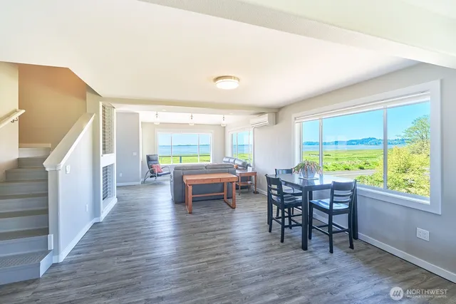 $949,900 | 264 Stringtown Road, Ilwaco, WA 98624